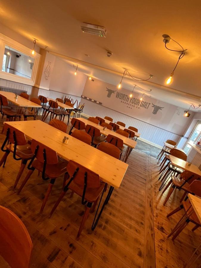 Hampton & Restaurant Отель 3*