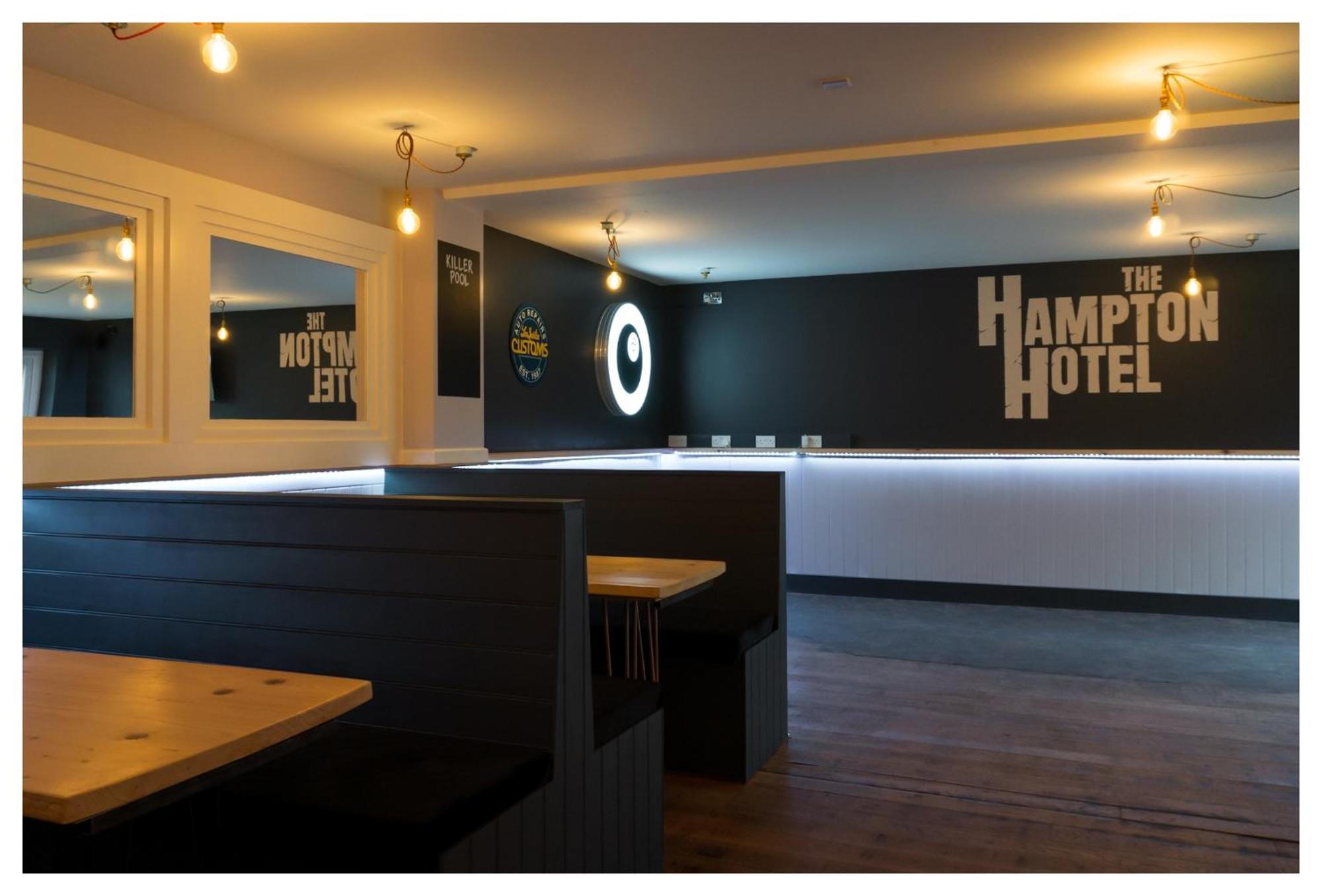 Hampton & Restaurant Лландриндод-Уэлс